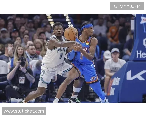 森林狼与雷霆激战正酣谁能在这场对决中笑到最后